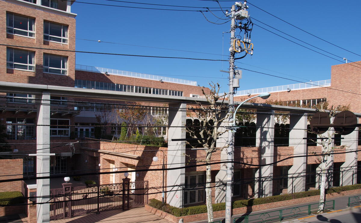 富士見丘中学校