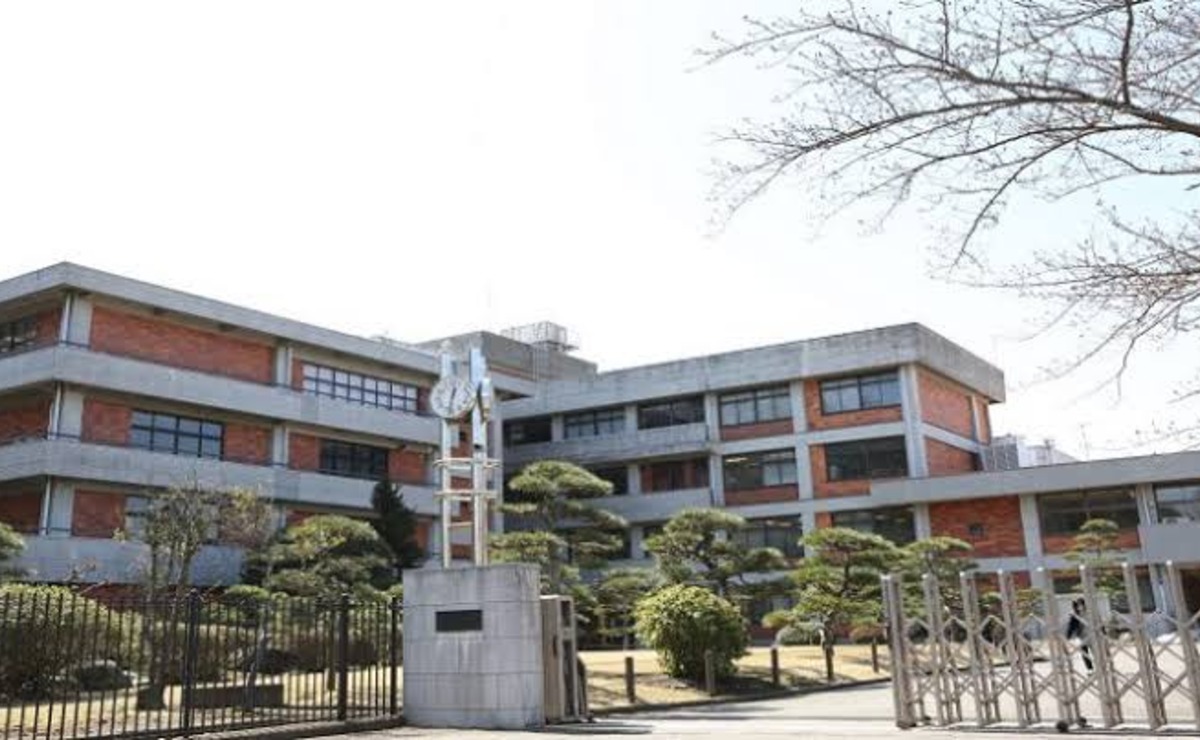 清泉女学院高等学校