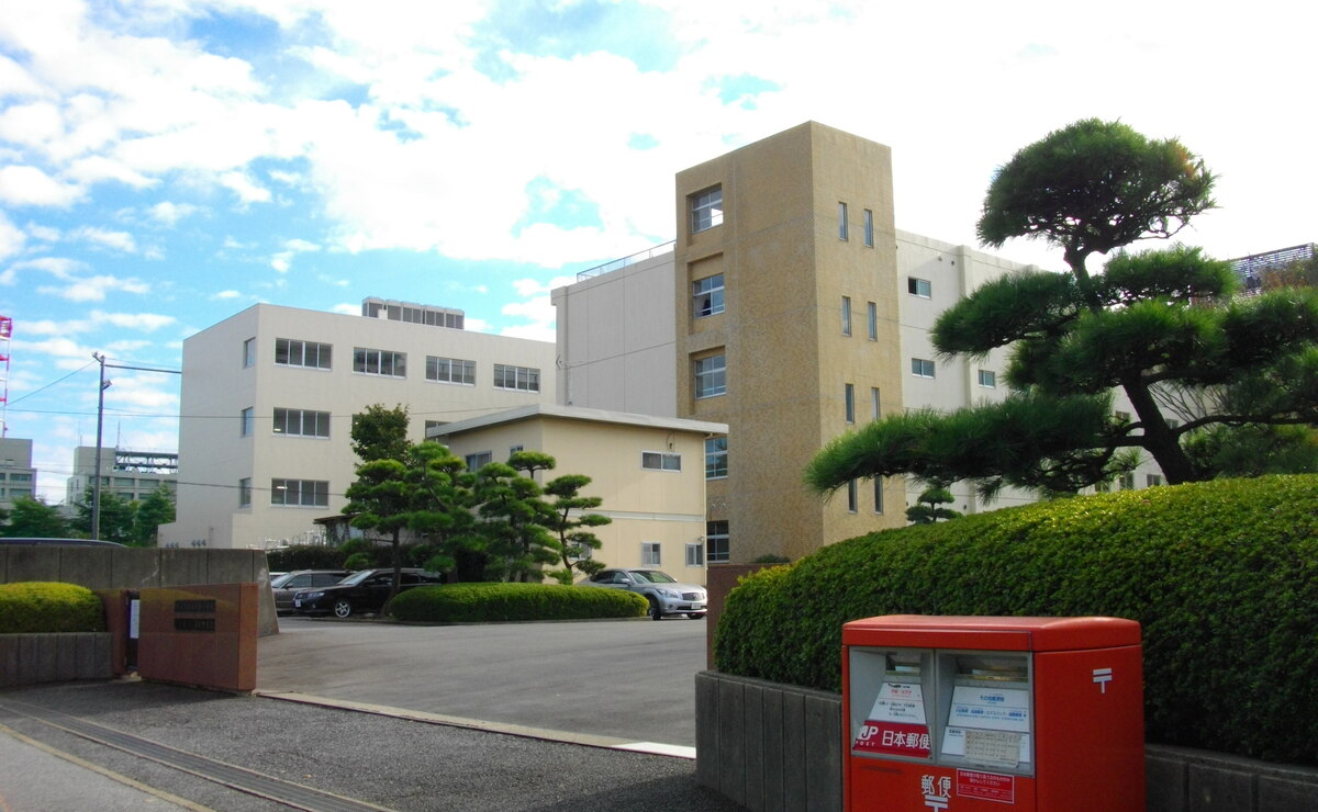 昭和学院秀英中学校
