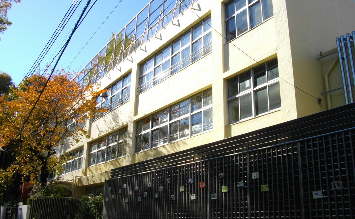 宝仙学園小学校