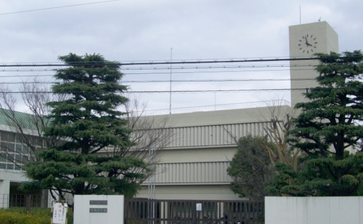 高槻中学校